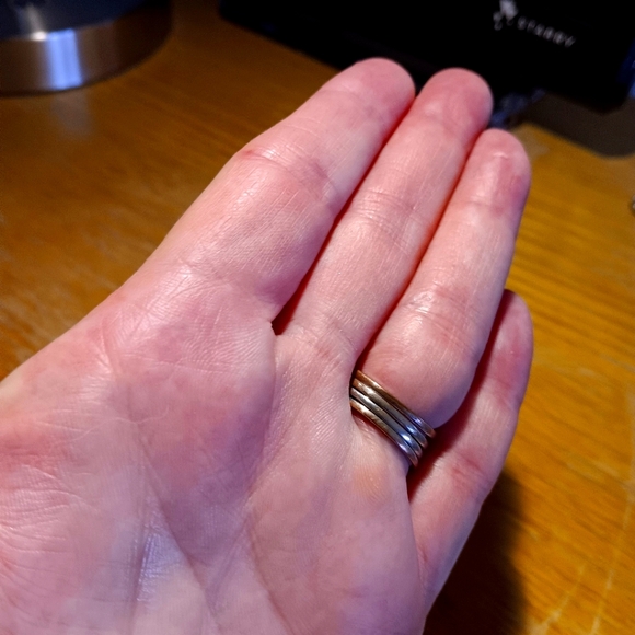 Set Of Statement Cocktail Rings - Picture 7 of 11